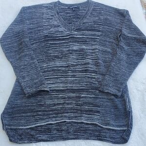 Ellen Tracy Women's Sweater Size M